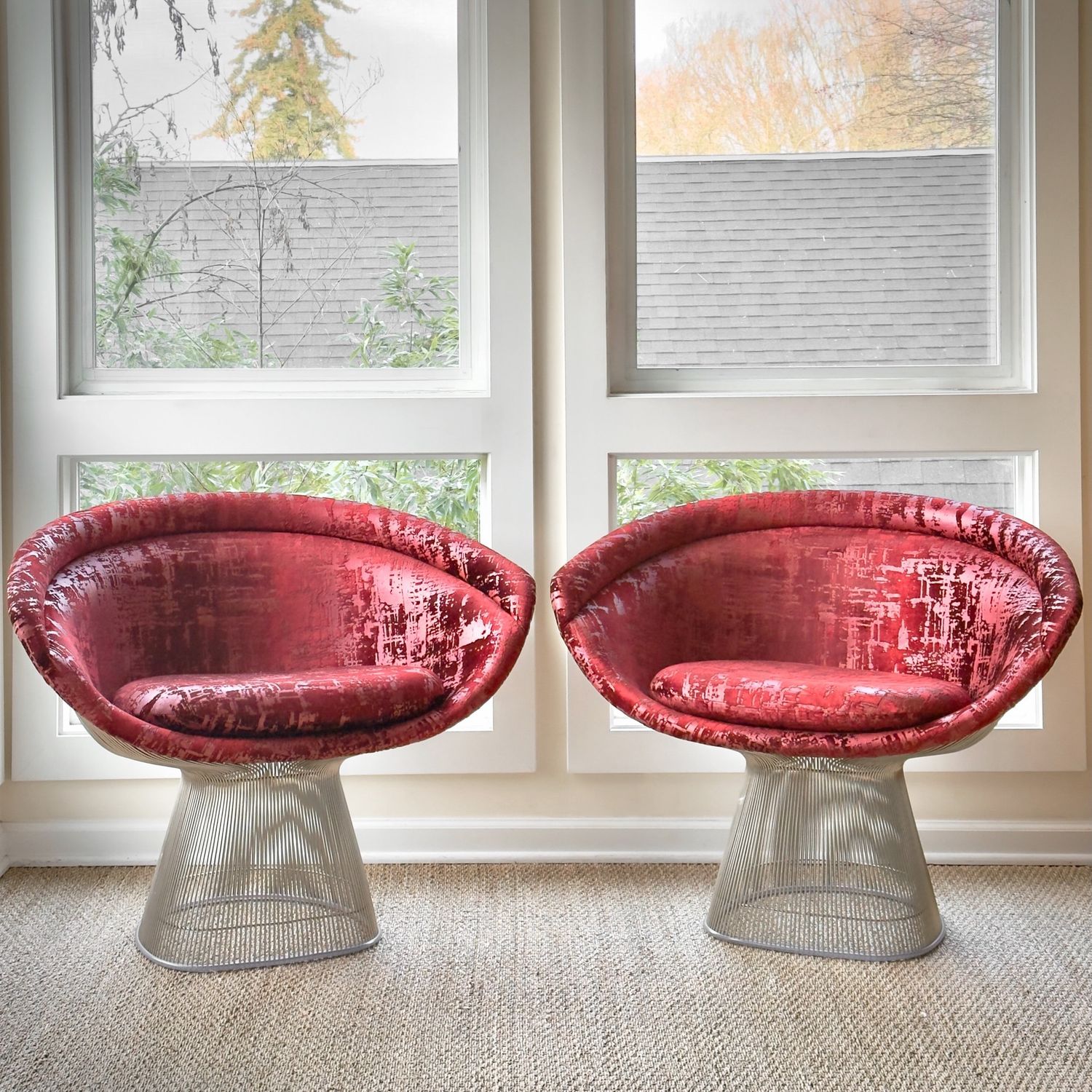 Warren Platner Lounge Chair in Maharam Merlot Chiseled Velvet by Knoll 2018
