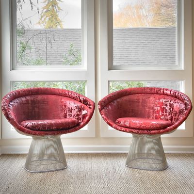 Warren Platner Lounge Chair in Maharam Merlot Chiseled Velvet by Knoll 2018