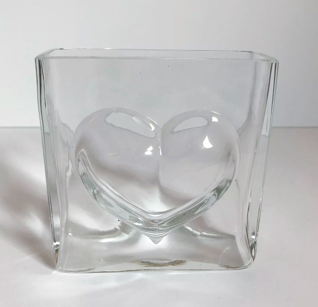 Kosta Boda Vase Puffed Heart Bertil Vallien Scandinavian Design Made in Sweden