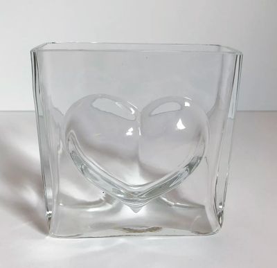 Kosta Boda Vase Puffed Heart Bertil Vallien Scandinavian Design Made in Sweden