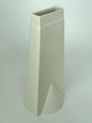 Art Deco Style White Vase SEP/Enlumen 1987