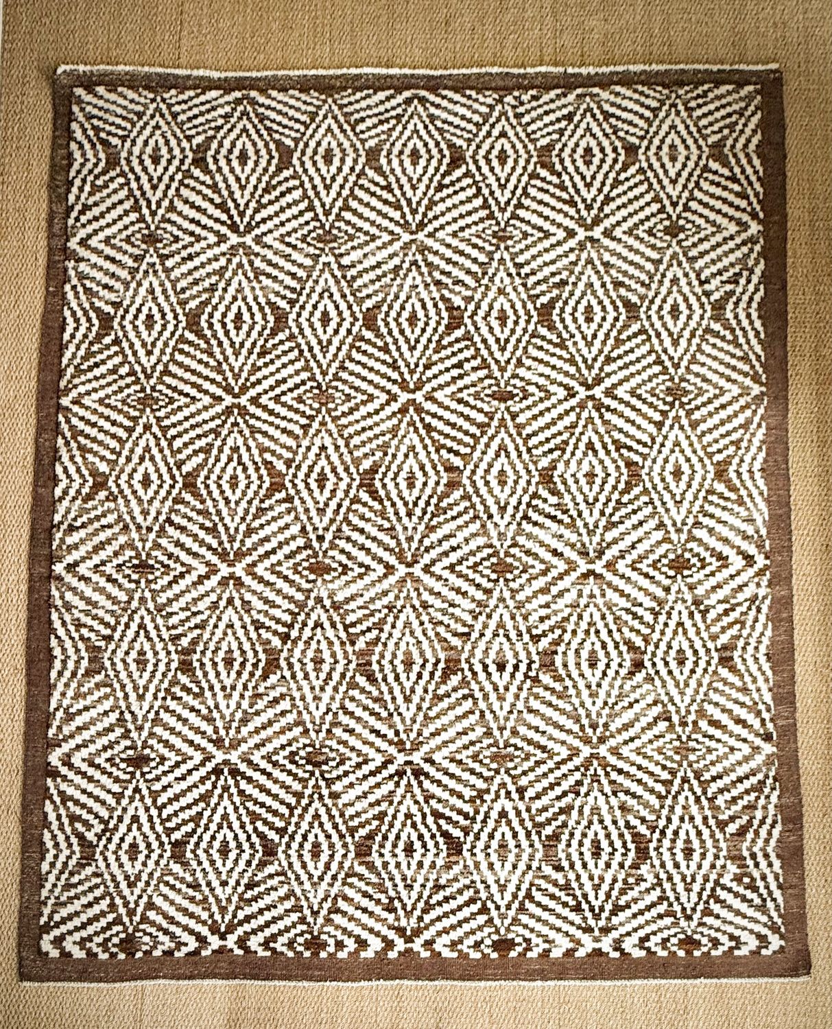 Beni style rug in Brown &amp; Creme by Art Resources 8&#39;4&quot; x 9&#39;9&quot; - Pakistan