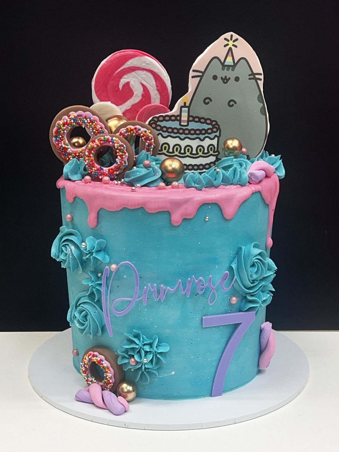 Pursheen cat cake