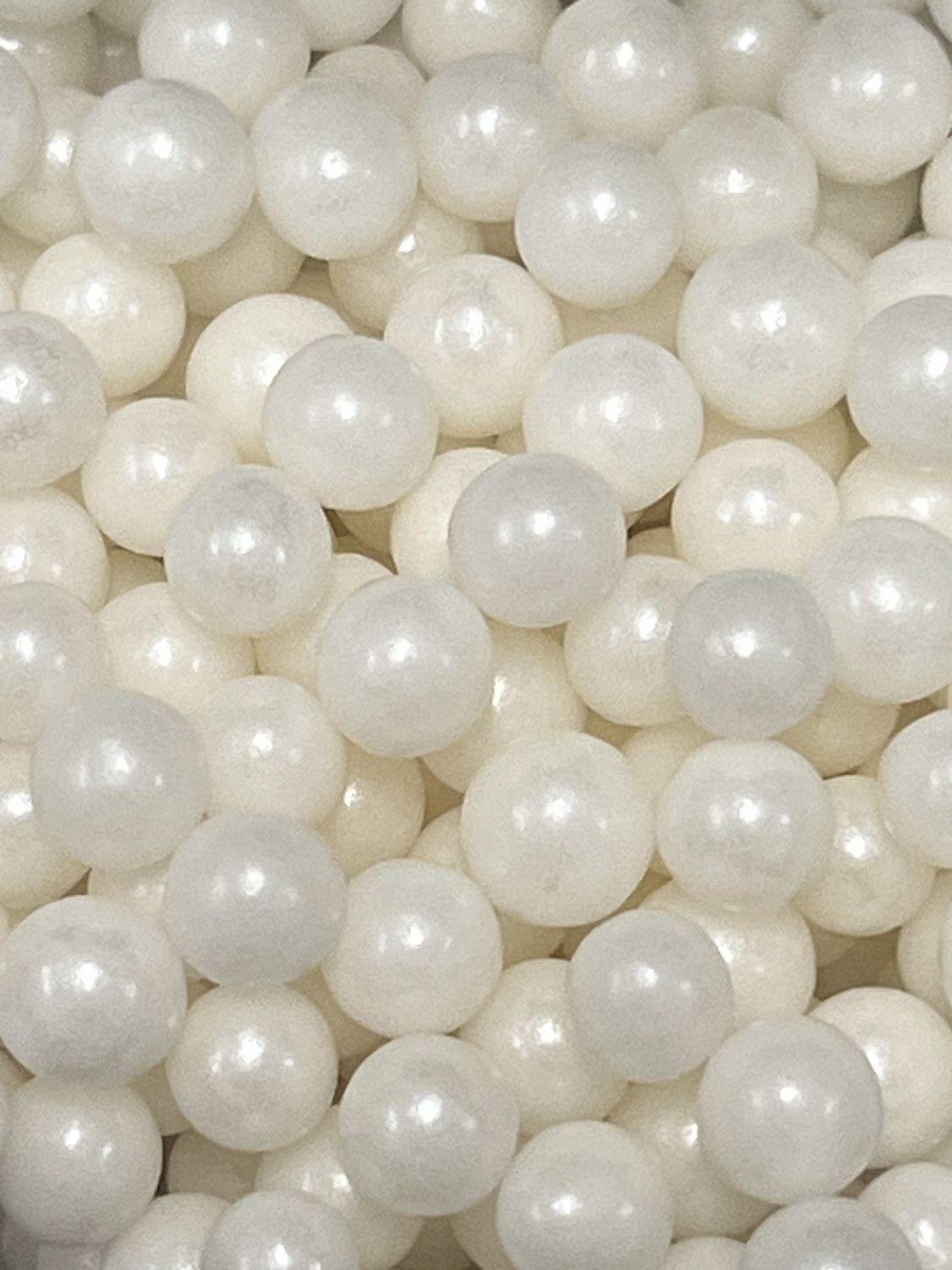 White pearl 8mm cashous