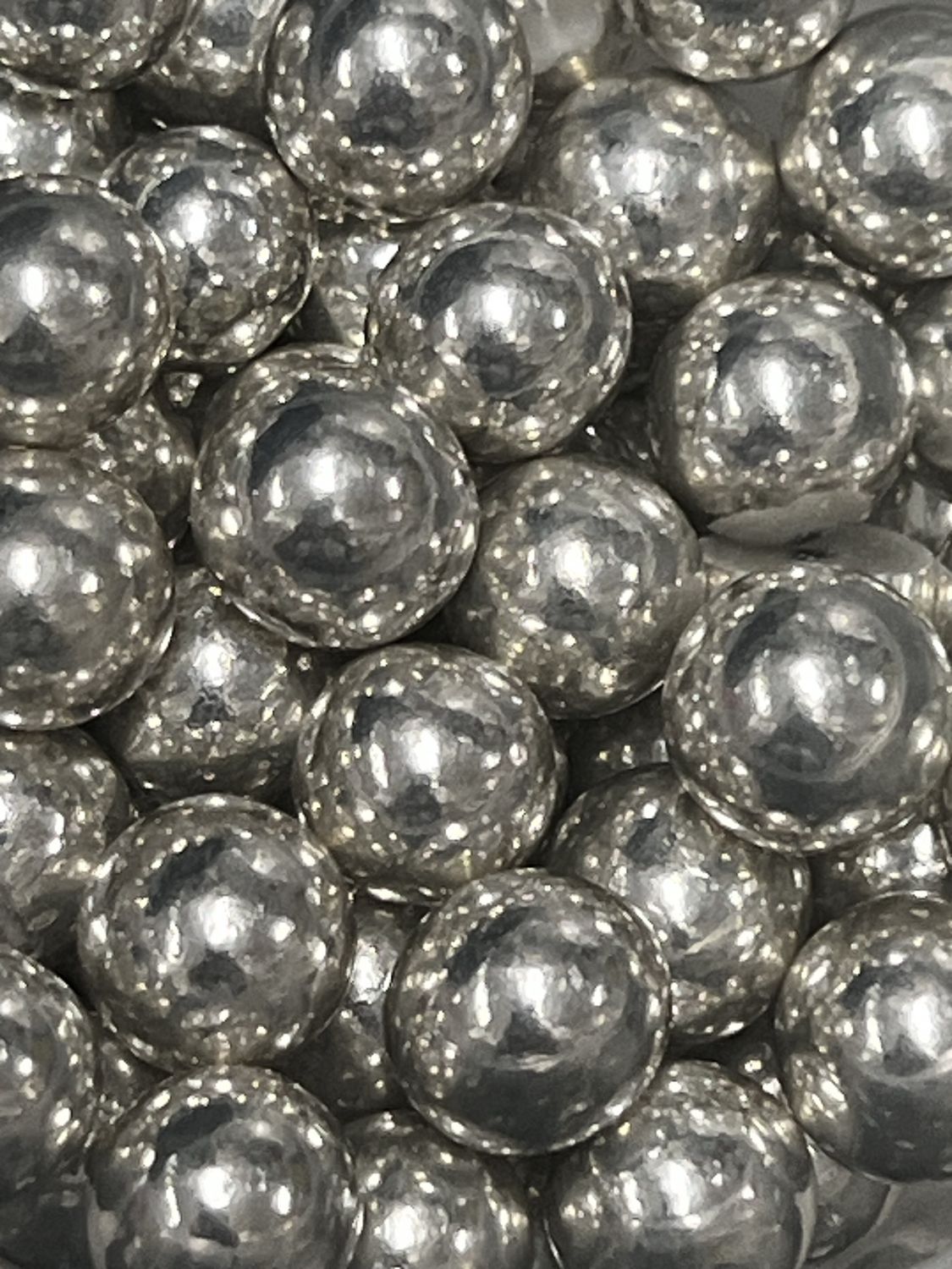 Silver metallic 10mm  cashous 80g