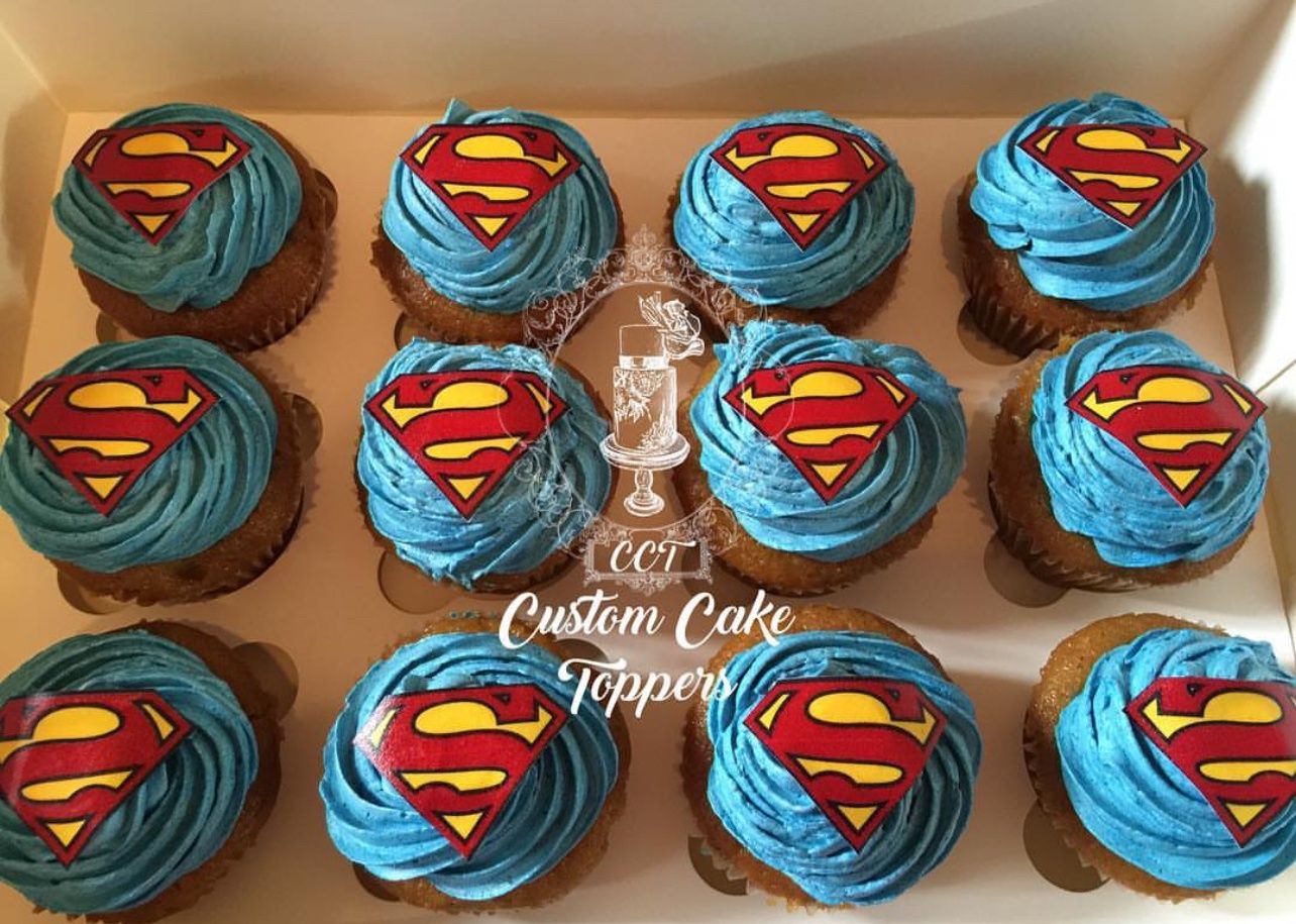 Superman cupcakes 24