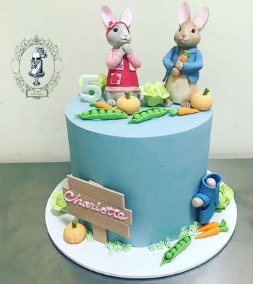 Peter rabbit cake 