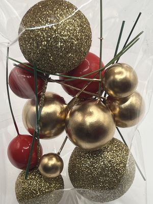 Gold and red balls