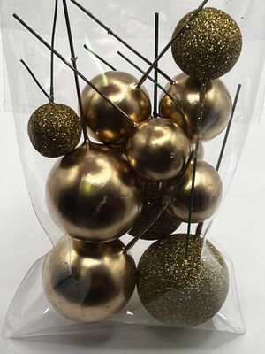 Gold and gold glitter balls