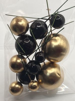 Black and gold balls