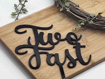 Two fast cake topper