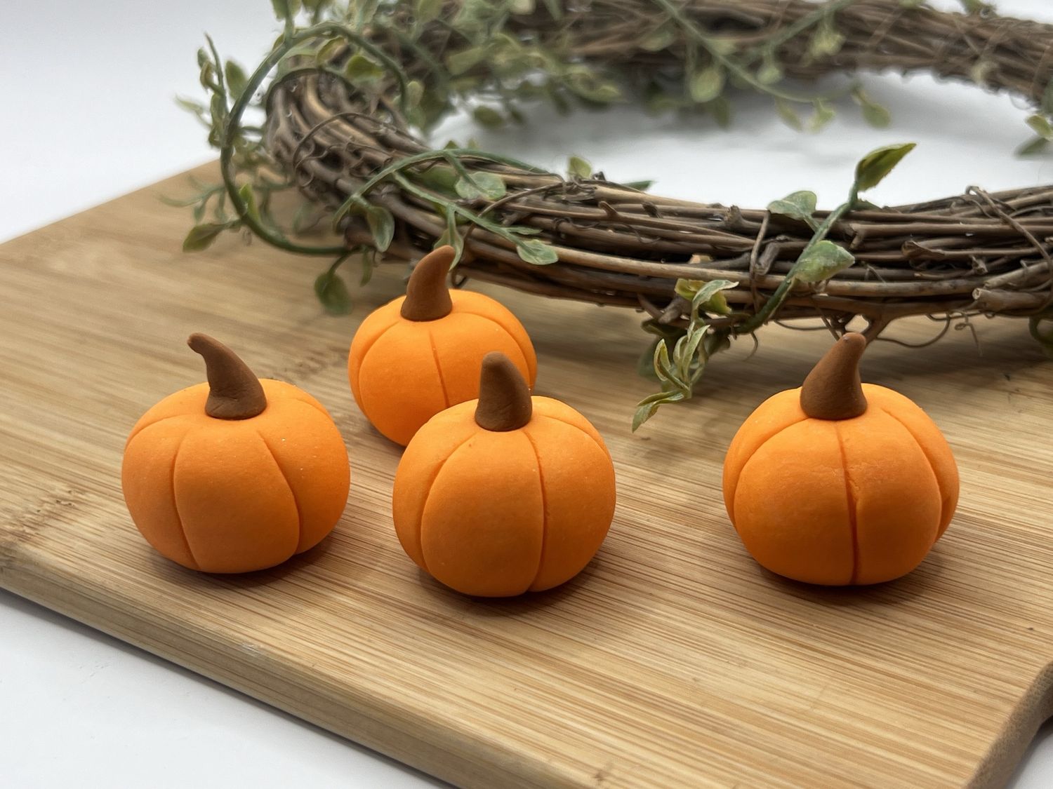 Pumpkin cupcake toppers