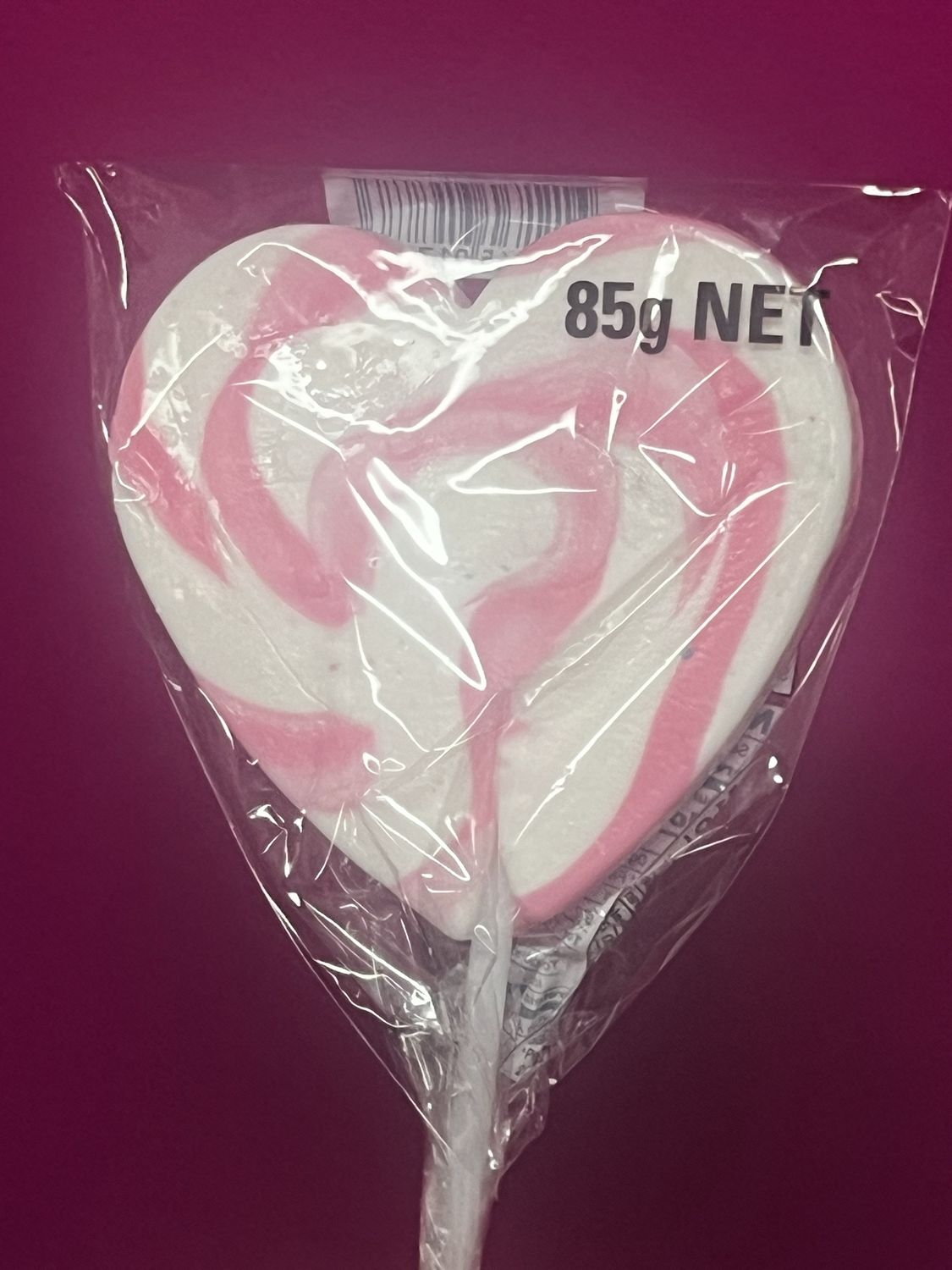 Heart pink and white swirl lollipop 85gm