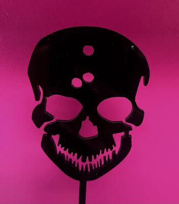 Skull cake topper