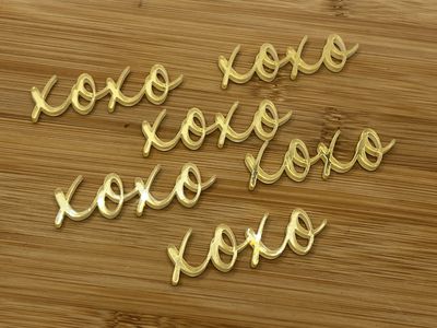 Xoxo cupcake charms 6pk