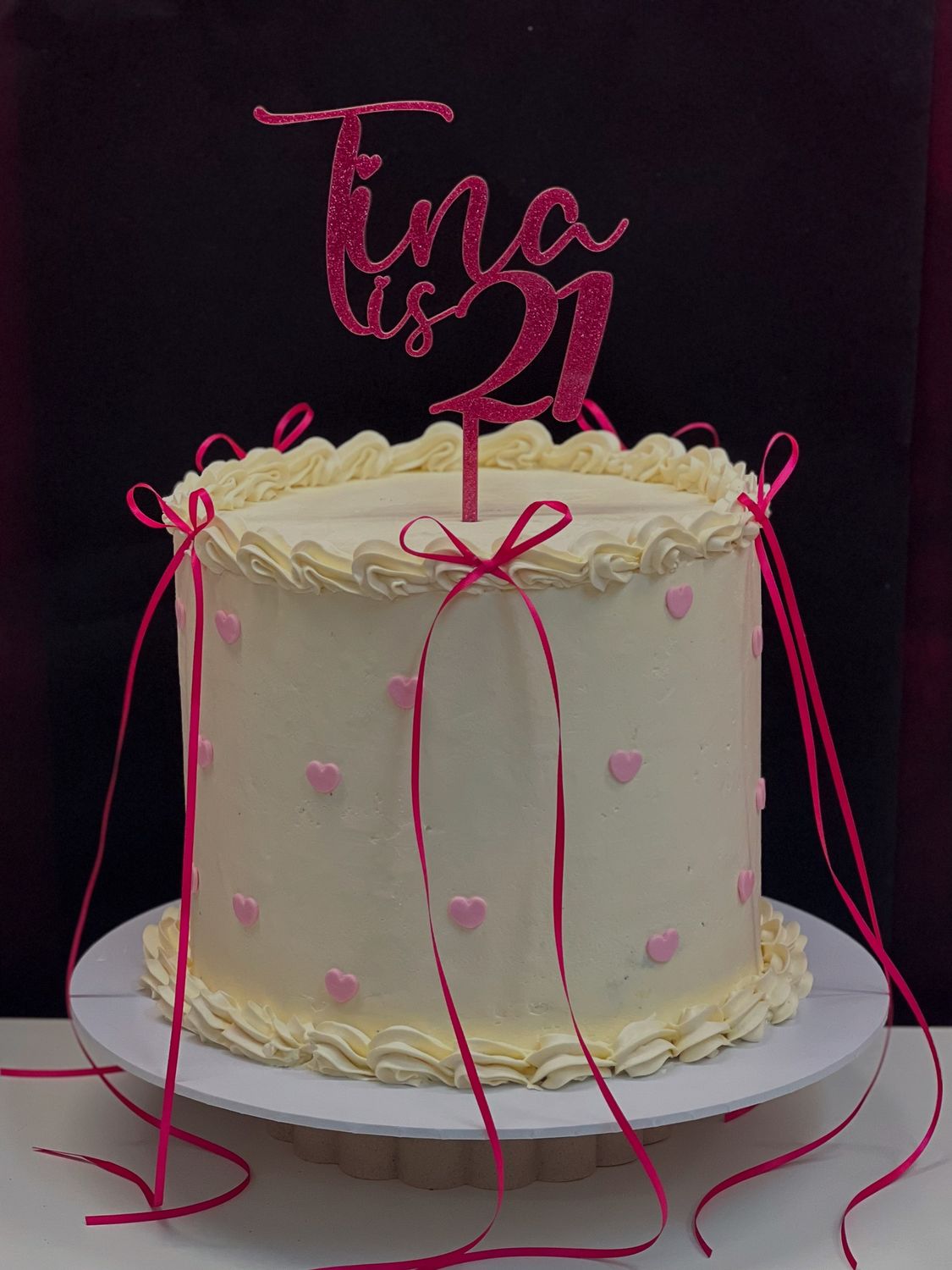 VINTAGE HEART BOW CAKE