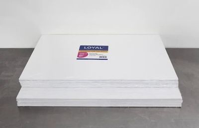 MASONITE RECTANGLE WHITE BOARD .