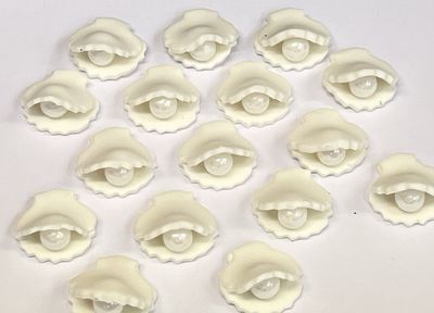 Pearl Clam Cupcake Toppers pk 5