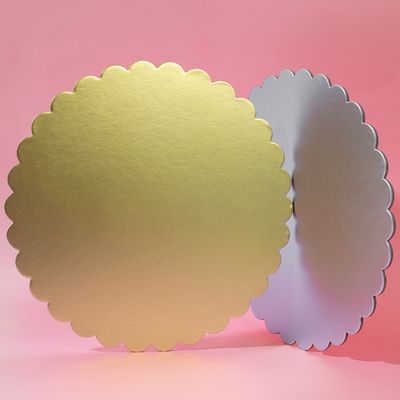 10" Scalloped Cake Board