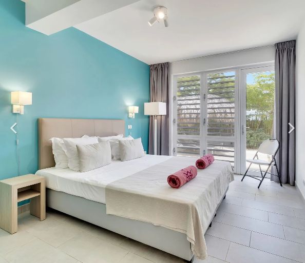 Medical Conference Package 3 - Bonaire 2027 - Solo Plus