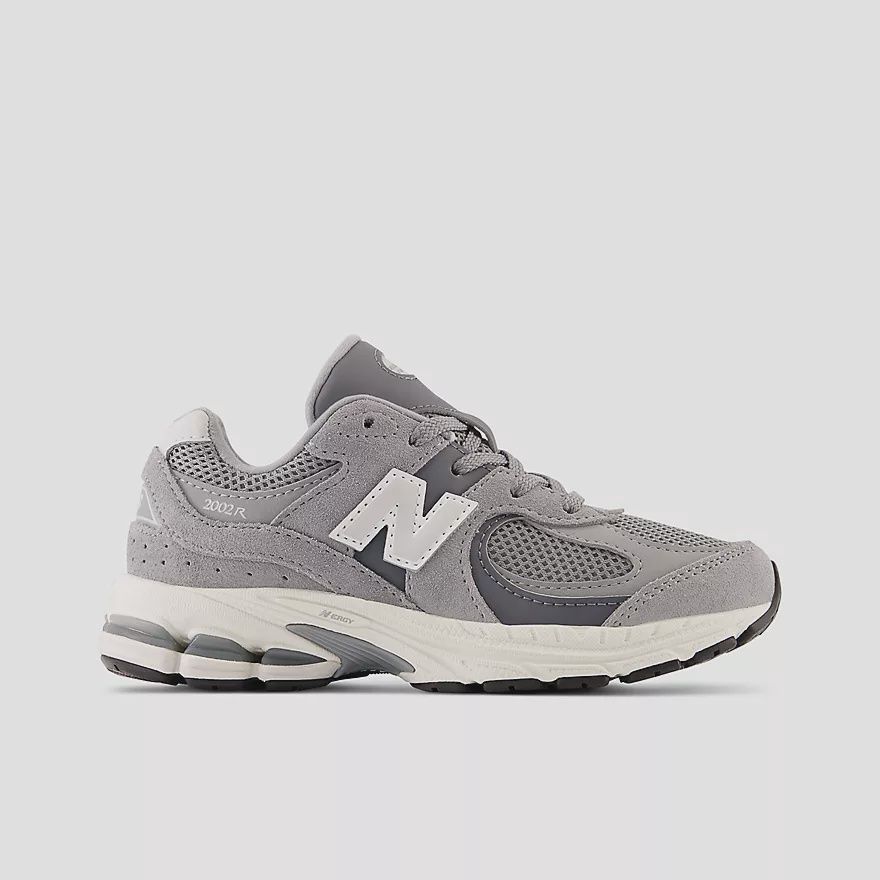 New Balance PC2002 ST (PS)