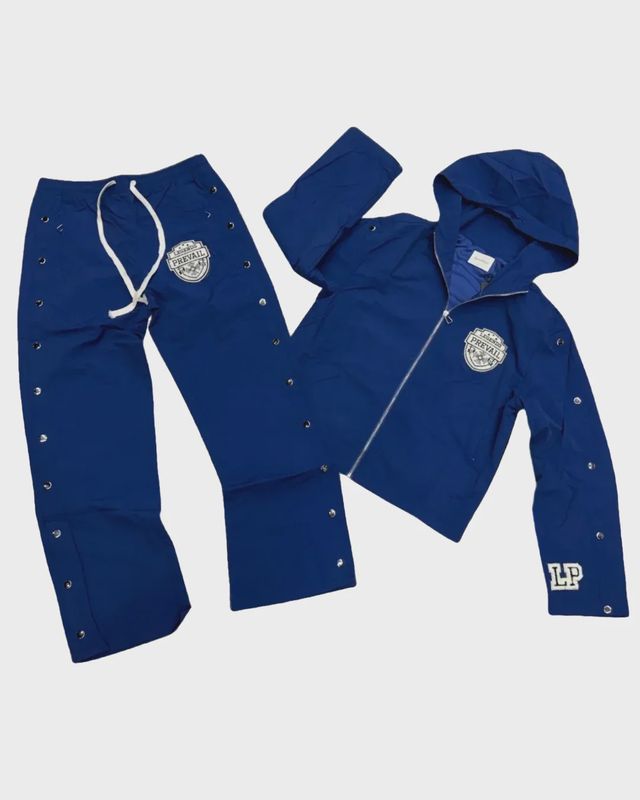 Legends Prevail Shield Swish Set Navy