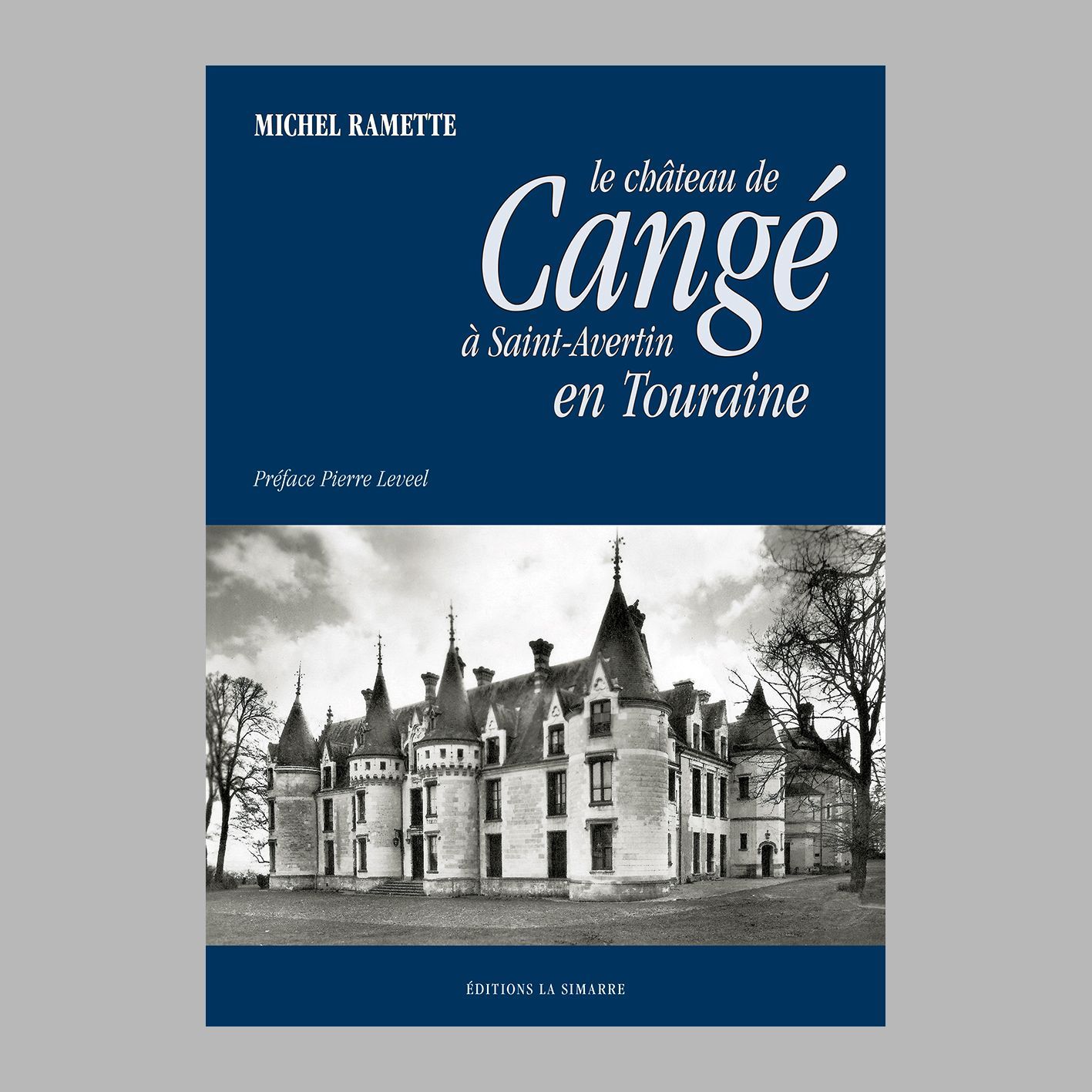 Le château de Cangé en Touraine / Michel Ramette

Le château de Cangé est entré dans l'histoire de France en devenant pendant quatre jours, sous la seconde Guerre mondiale, en juin 1940, lors du repli du gouvernement en Touraine, la présidence de la République française. En effet c'est dans cette noble demeure sur la commune de Saint-Avertin, que le président de la République, Albert Lebrun, séjourna du 10 au 14 juin et présida deux conseil des ministres.

Mais le château de Cangé est aussi connu pour être le haut lieu d'une histoire passionnante et ce livre relate le plus précisément possible l'histoire, l'évolution de "Cangé et son château", décrit son environnement, son domaine extérieur, expose son prestige en Touraine, sa grandeur en France, son rayonnement à l'étranger.

