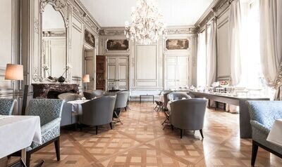 Almuerzo o cena en Los Salones del Piano Nobile