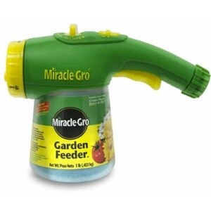Miracle-Gro Garden Feeder (Plant Food Included)