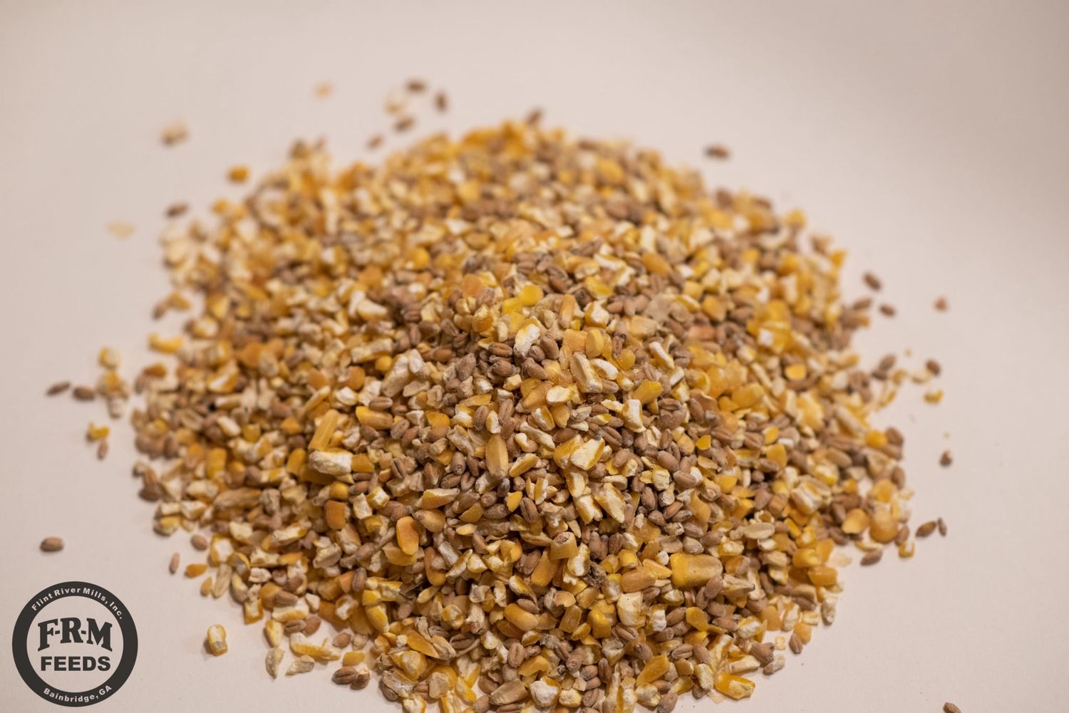 Scratch Feed (FRM), Size: 50lb