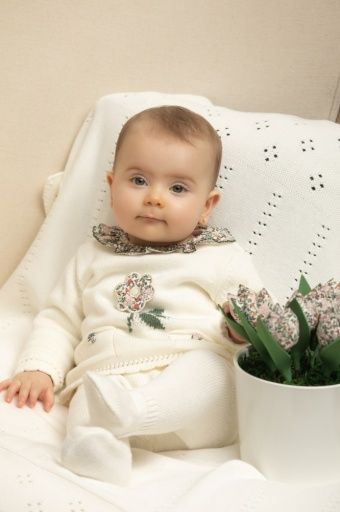 2 Pc Knit Set w/ Flower, Size: 0M