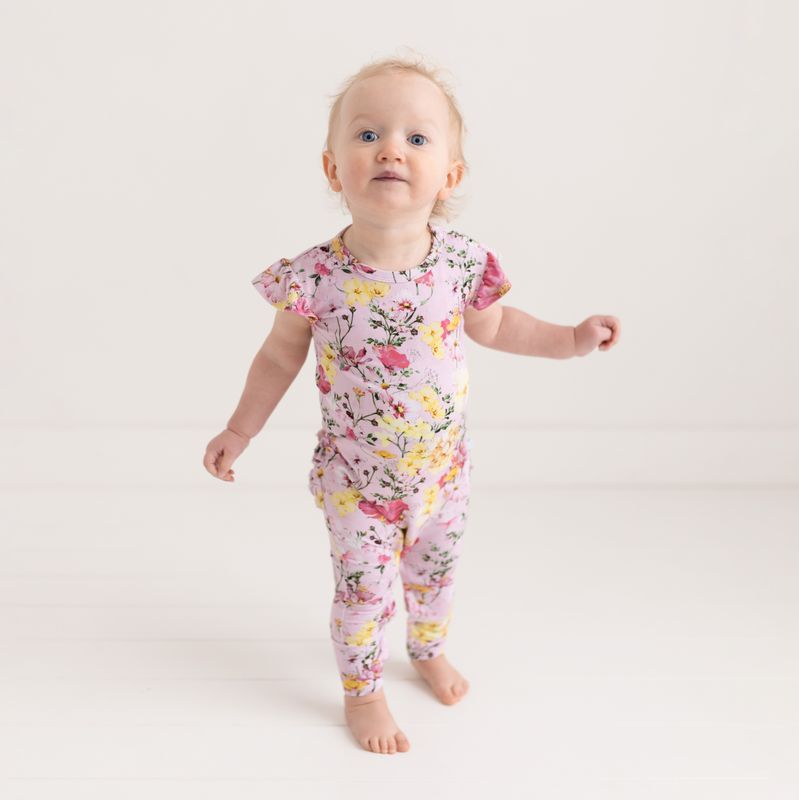 Gaia - Ruffled Capsleeve Basic Romper