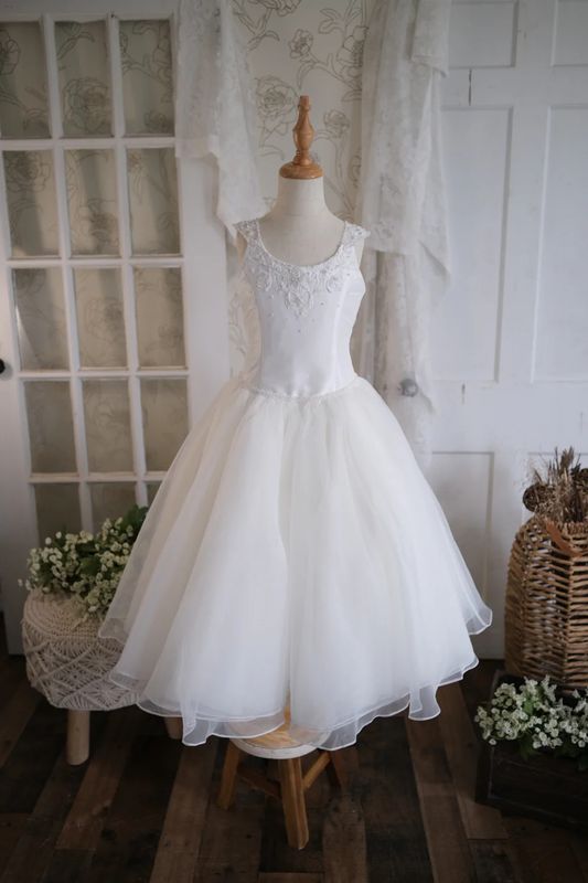 P1696 Communion Dress