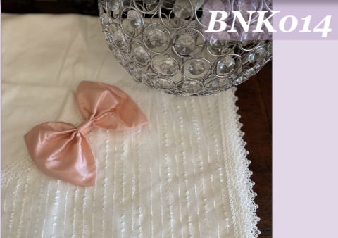  White W/ Pink Bow Blanket