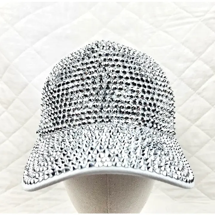 Ladies Fashion Hat, Color: Silver