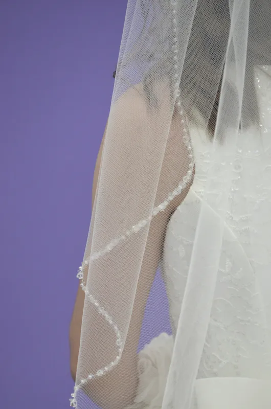 Veil On Comb WH/DW