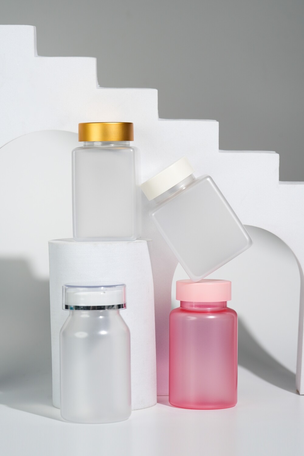 Round Medicine Bottle Premium