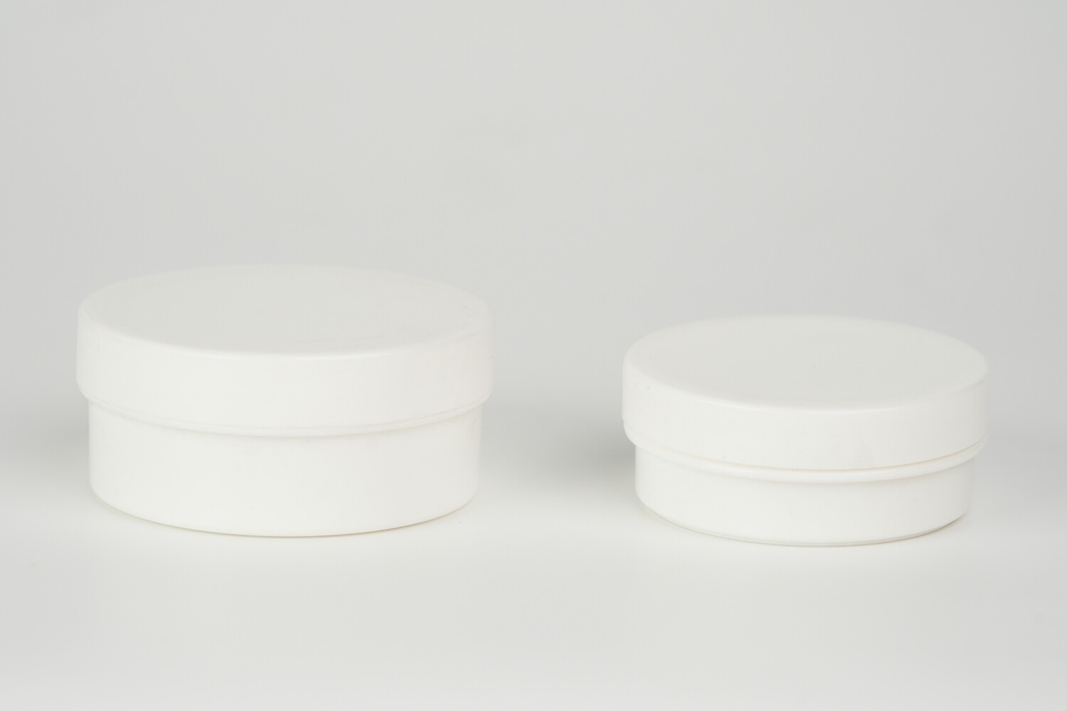 Round Tub Jar All White