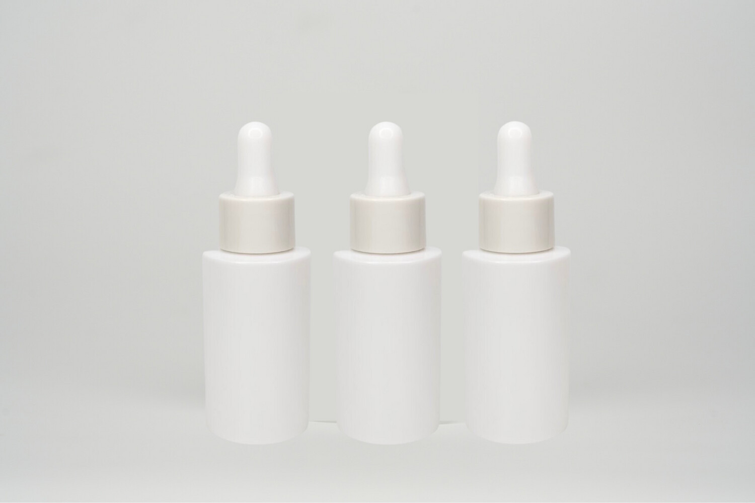 Kylie Serum Bottle