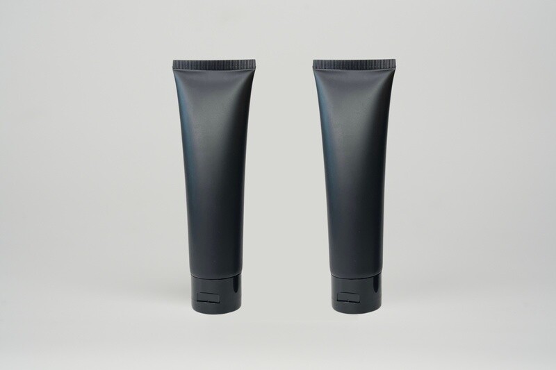 Squeeze Tube Black