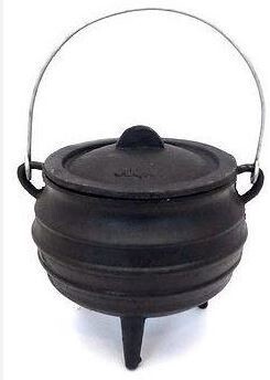 3-legged Pot Potjie Oil Cured 0.7L Best Duty Size 1/4 (20x15x15cm)
