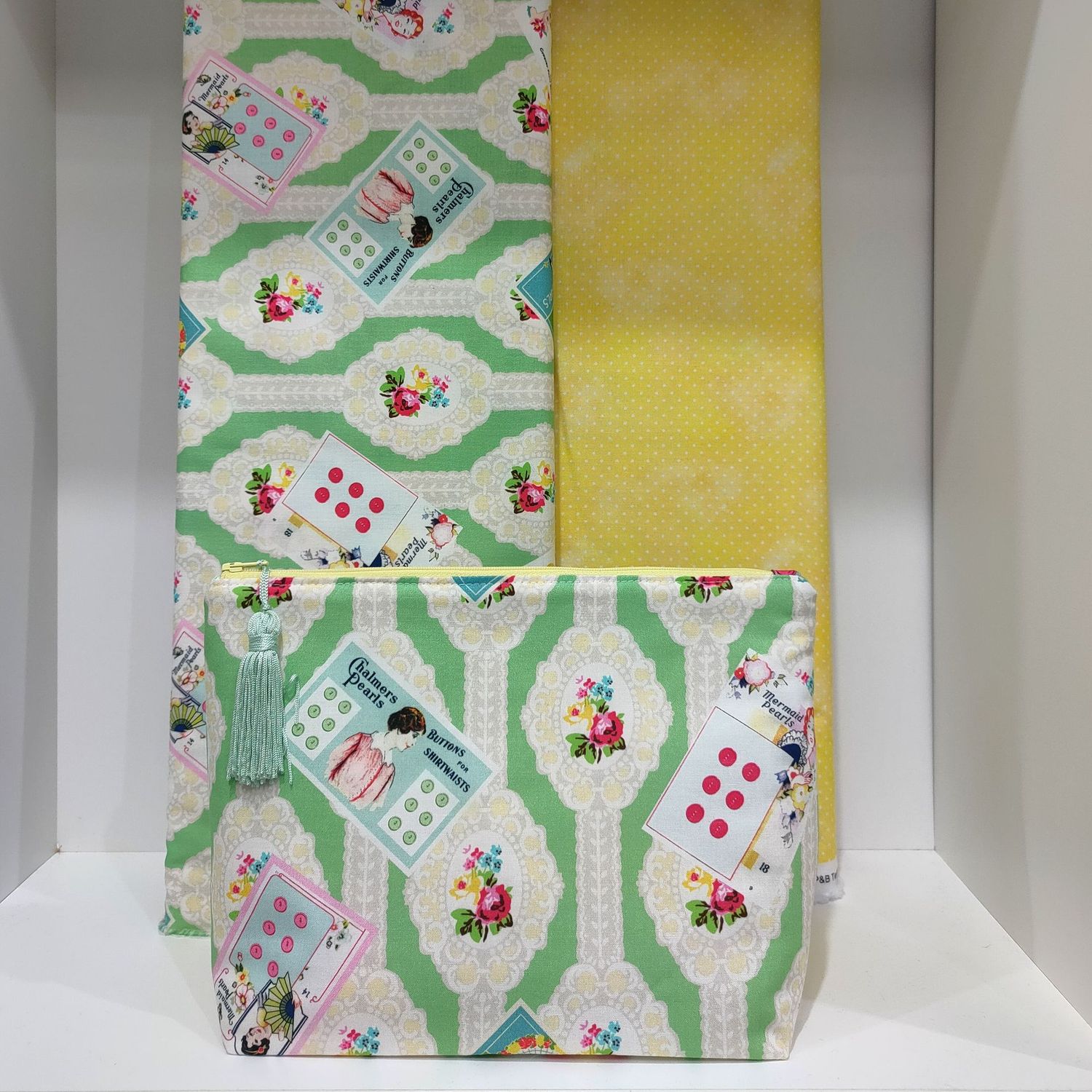 Sewing Basket Flat Bottom Pouch