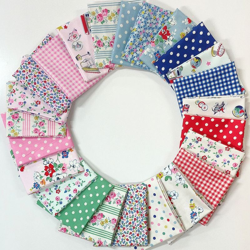 Signature Collection Fat Quarter Bundle Signature Collection Fat Quarter Bundle