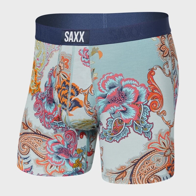 SAXX - Ultra - Embellished Story