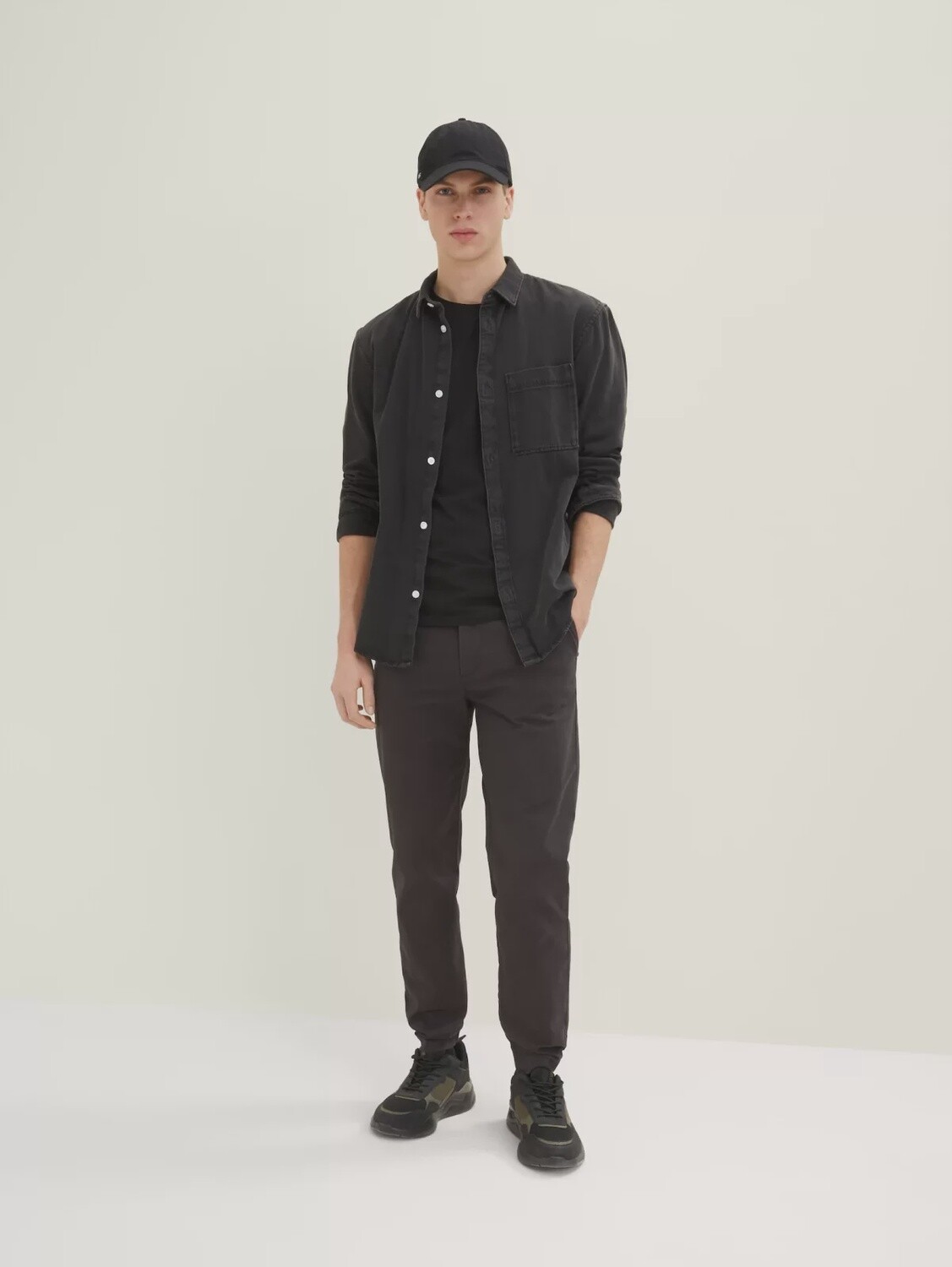 Tom Tailor Relaxed Chino - Black