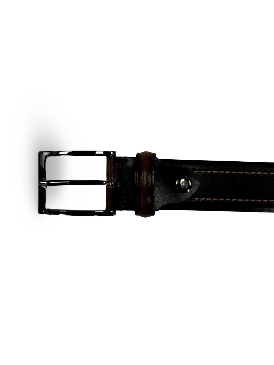 Benchcraft Brown - 3561