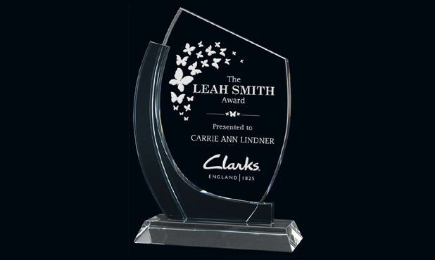 Hampton Series Optic Crystal Award: 8"-105903
