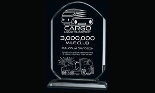Eclipse Series Clear and Black Glass Award: 7-7/8"-105970