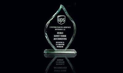 Lambton Jade Glass Award: 6" x 9-1/4"-101215