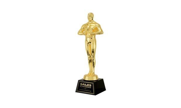 Milestone Series Glass Award: 8-1/2"-101526